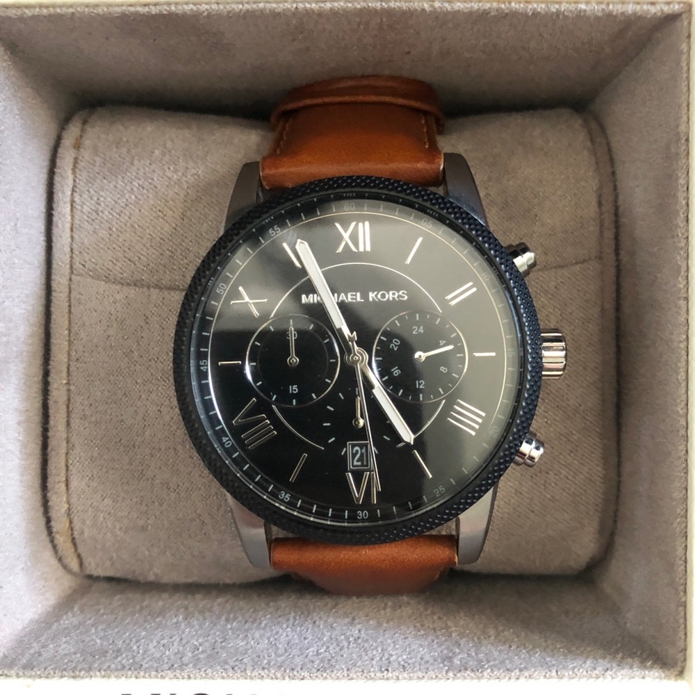 Men’s Michael Kors Watch. Black face brown leather